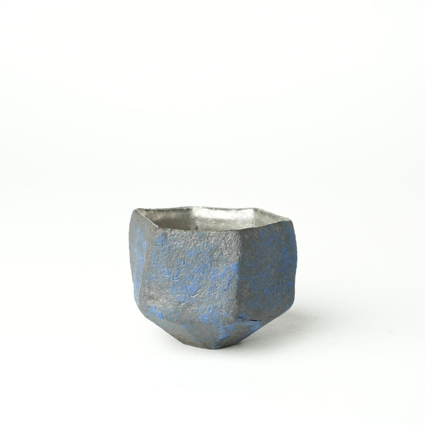 Yusuke Wakasa Guinomi Sake Cup with Platinum