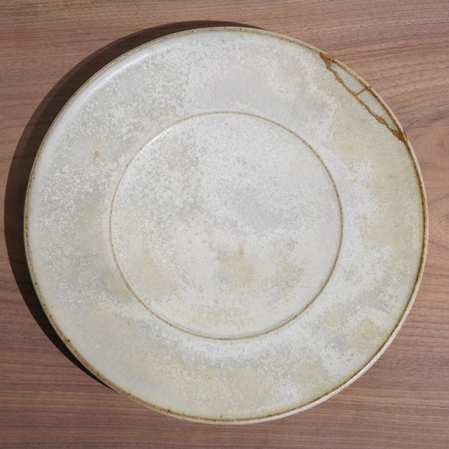 KINTSUGI Yosuke Ono Dinner Plate Large White 9IN – Art on The Table
