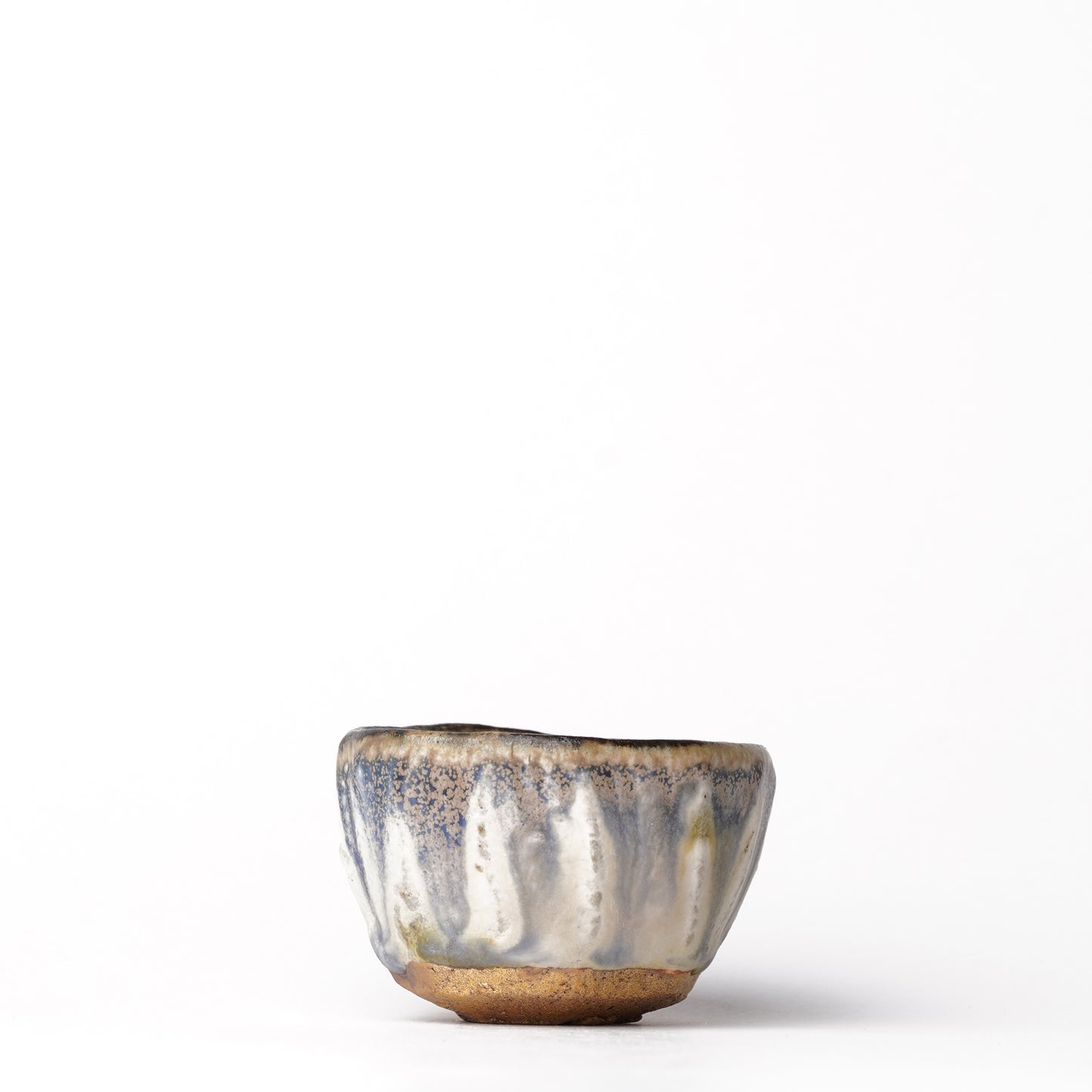 Nobuhito Nakaoka Colored Ash Glaze Guinomi Sake Cup with Gold