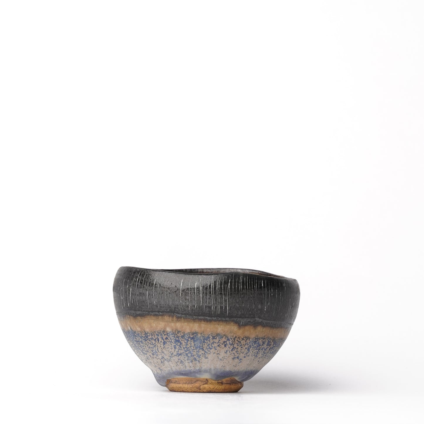 Nobuhito Nakaoka Colored Ash Glaze Guinomi Sake Cup with Gold