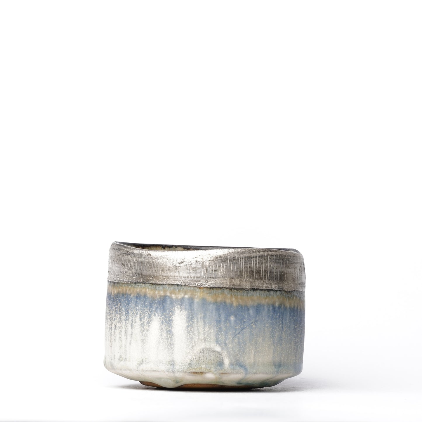 Nobuhito Nakaoka Colored Ash Glaze Cup Matcha bowl with Silver Gold