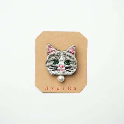 Cat Brooch