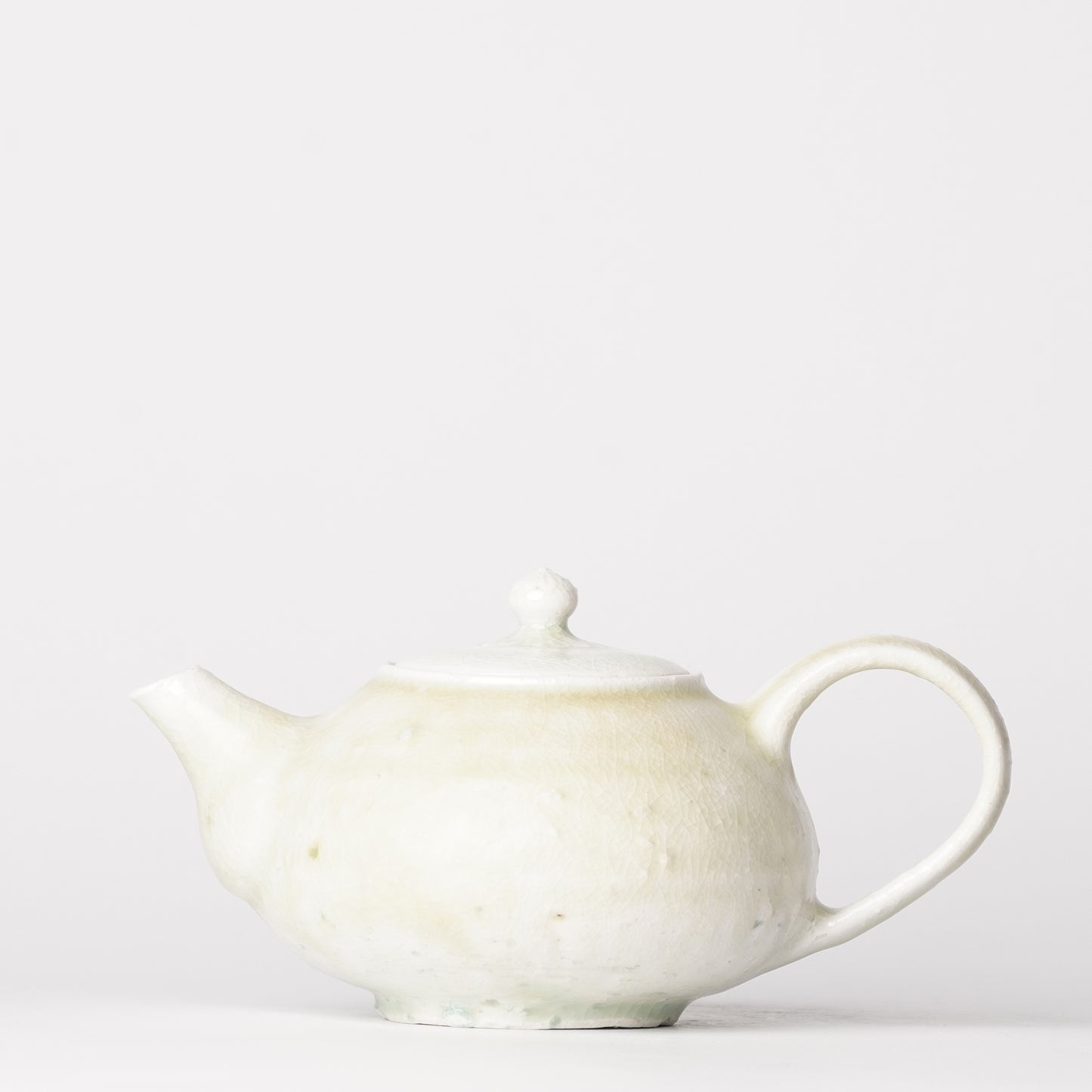 Kaoru Sakurai Tea Pot