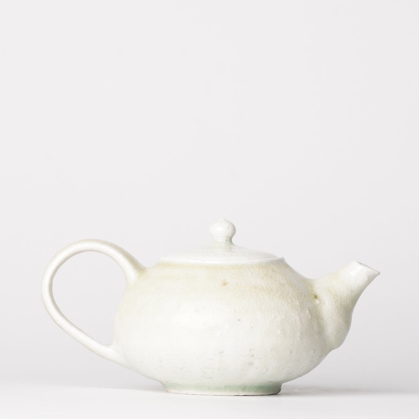 Kaoru Sakurai Tea Pot