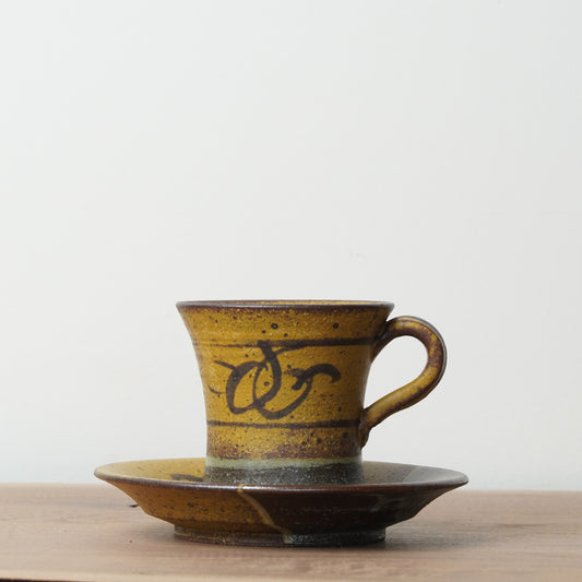 Toshinobu Araya Ryukakugama Irabo Cup and Saucer (Mug)