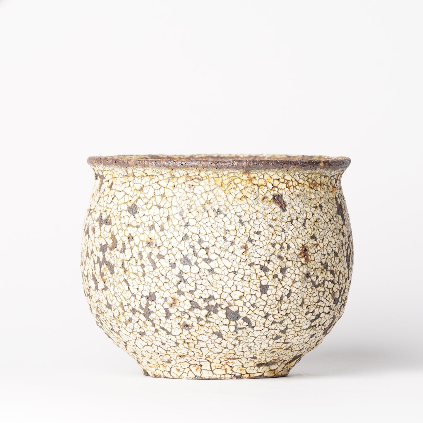 Futoshi Yamashita Volcanic Pottery Planter Plant Pot