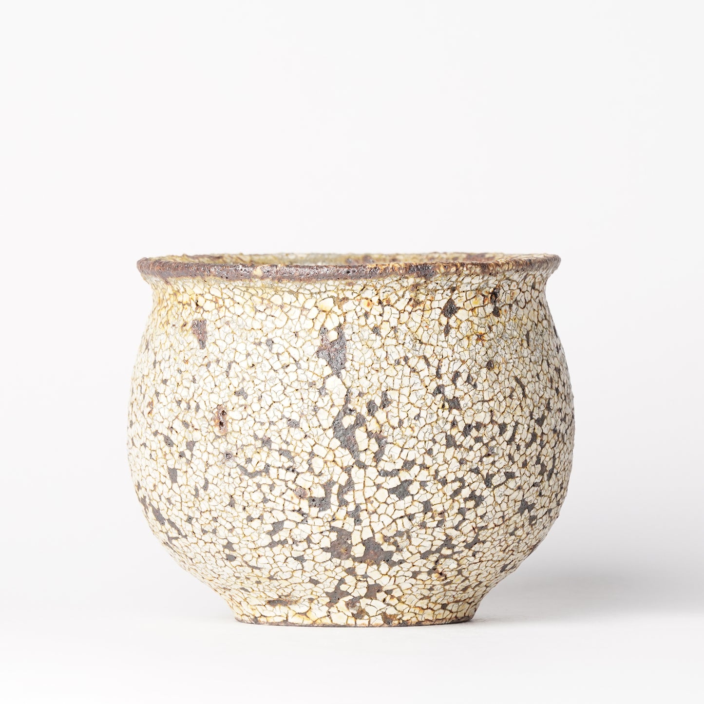 Futoshi Yamashita Volcanic Pottery Planter Plant Pot