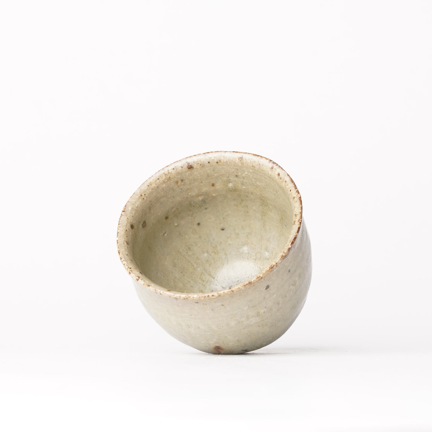 Takeryo Kawaguchi Guinomi Sake Cup Ash Glaze